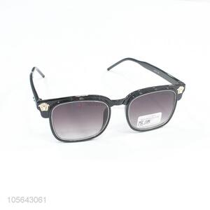 New design plastic sunglasses polarized mirror sun glasses