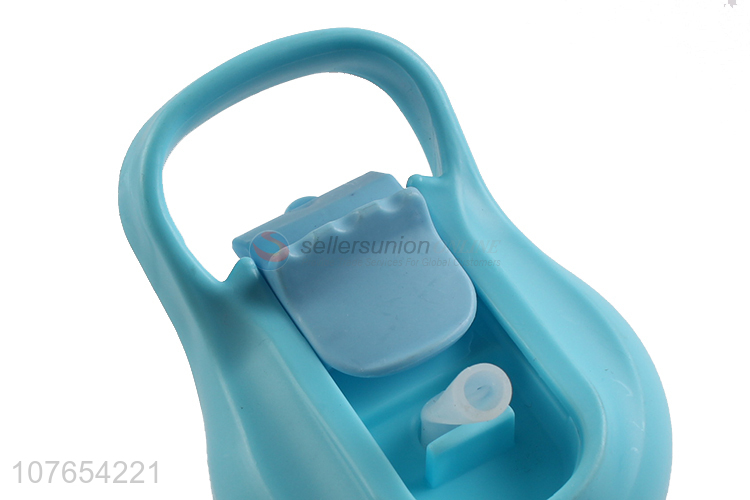 Low price lovely portable plastic water bottle with straw