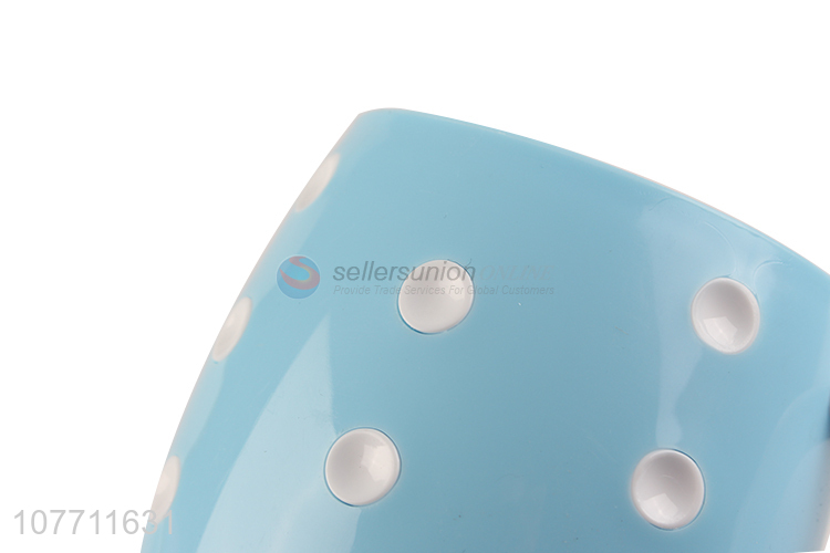Wholesale fashionable unbreakable bpa free plastic water cup with handle