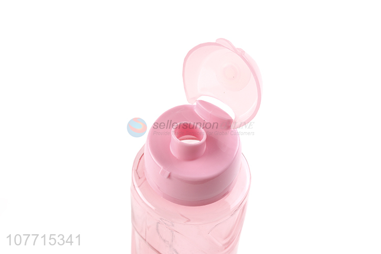 Unique Design Plastic Space Cup Water Bottle With Handles Rope