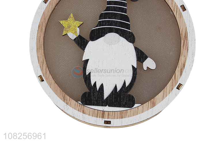 Good quality creative wood carving pendant for festival
