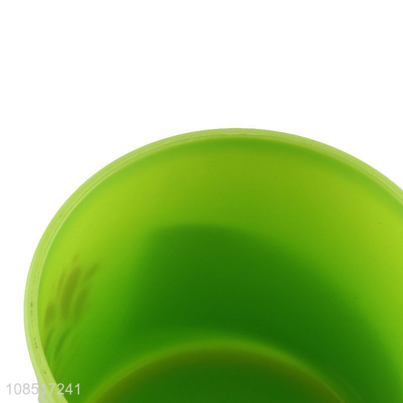 Latest design plastic household water cup mug with handle