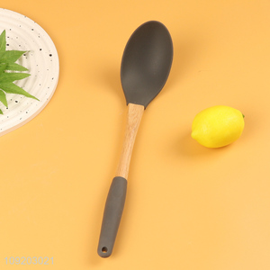 Good sale household kitchen utensil basting <em>spoon</em> with wooden handle